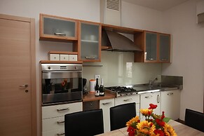 Renovated Flat Near the Beach - Beahost