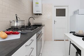 Apartment by the Park Gdynia by Renters