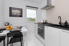 Apartment by the Park Gdynia by Renters