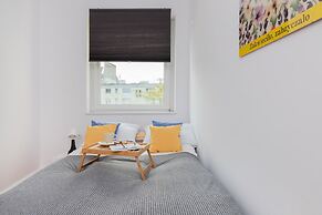 Apartment by the Park Gdynia by Renters