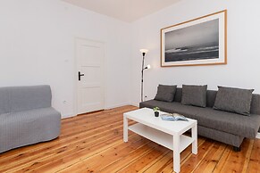 Apartment by the Park Gdynia by Renters