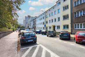 Apartment by the Park Gdynia by Renters