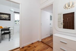 Apartment by the Park Gdynia by Renters