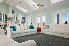 Beach Don't Kill My Vibe 4 Bedroom Home by Redawning