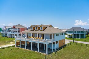 Beach Don't Kill My Vibe 4 Bedroom Home by RedAwning