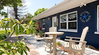 Seaduction Ami A 2 Bedroom Condo by RedAwning