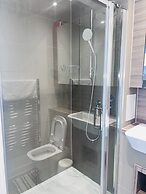 Lovely 1-bedroom With Private Balcony Near Barking