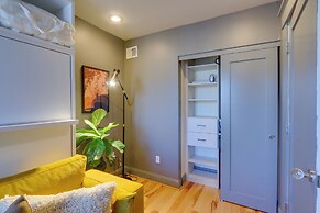 2 Mi to National Mall: Stunning Townhome w/ Patio!