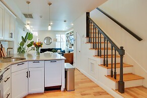 2 Mi to National Mall: Stunning Townhome w/ Patio!