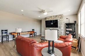 Vacation Rental Home in Rush w/ Fire Pit!