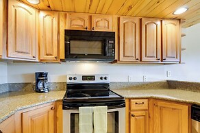 Pet-friendly Apt in Duck Creek Village w/ Mtn View