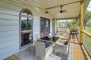 Melbourne Home w/ Fire Pit on the White River!