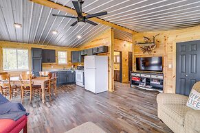 Melbourne Home w/ Fire Pit on the White River!