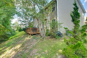 Pet-friendly Holly Springs Residence With Deck!