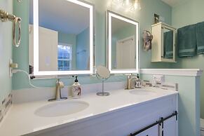 Pet-friendly Holly Springs Residence With Deck!