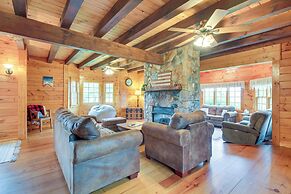 Peaceful Raphine Cottage w/ Deck & Fireplace!