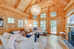 Peaceful Vacation Rental w/ Deck: 5 Mi to Cashiers