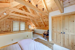 Peaceful Vacation Rental w/ Deck: 5 Mi to Cashiers