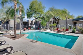 Tucson Condo w/ Pool Access & Private Balcony!