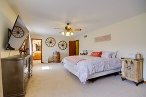 Waynesville Vacation Rental ~ 5 Mi to Downtown