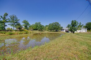 Waynesville Vacation Rental ~ 5 Mi to Downtown