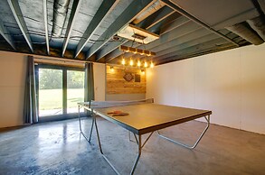 Waynesville Vacation Rental ~ 5 Mi to Downtown