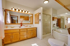 Waynesville Vacation Rental ~ 5 Mi to Downtown