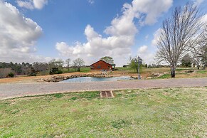 Mtn-view Shirley Pool House: Pets Welcome!