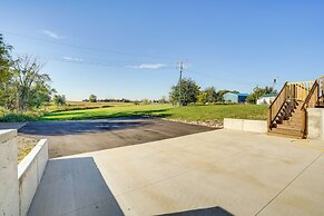 Deck & Yard: Pet-friendly Mcclusky Home!