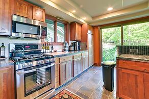 Spacious Villa Retreat: 4 Mi to Lake Charlevoix!
