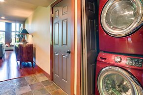 Spacious Villa Retreat: 4 Mi to Lake Charlevoix!