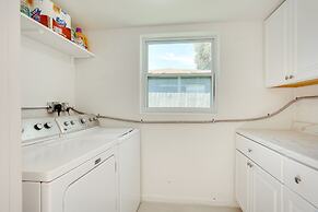 West Palm Beach Vacation Rental ~ 2 Mi to Beach!