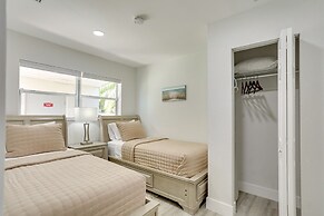 West Palm Beach Vacation Rental ~ 2 Mi to Beach!