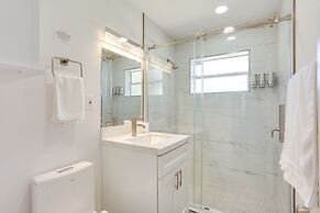 West Palm Beach Vacation Rental ~ 2 Mi to Beach!