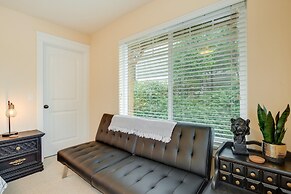 Cozy Waldport Vacation Rental: Steps From the Bay!