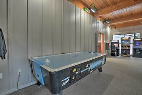 Klamath Falls Vacation Rental w/ Resort Amenities!