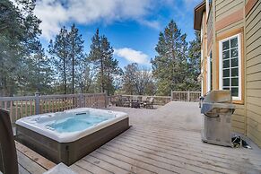 Klamath Falls Vacation Rental w/ Resort Amenities!