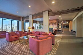 Walk to Slopes: Brian Head Condo w/ Pool Access