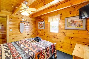 Pigeon Forge Vacation Rental w/ Private Hot Tub!