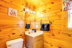 Pigeon Forge Vacation Rental w/ Private Hot Tub!