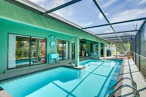 4 Mi to Downtown Cape Coral: Home w/ Lanai & Grill