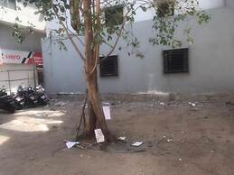 Treebo Urban, 1 Km From Railway Station