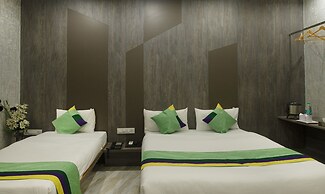 Treebo Urban, 1 Km From Railway Station