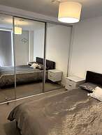 One Bedroom Luxury Flat in City Center