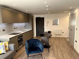 One Bedroom Luxury Flat in City Center