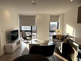 One Bedroom Luxury Flat in City Center