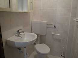 Amazing Apartment With Seaview Terrace - Beahost