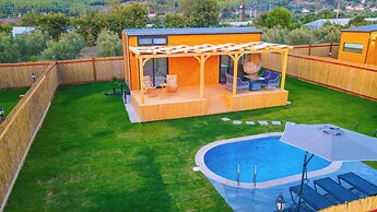 Prive Mini Homes & Camping