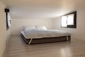 Prive Mini Homes & Camping