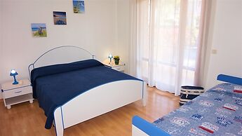 Lovely Apartment With Garden and Terrace